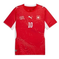 Camiseta Suiza Granit Xhaka #10 Primera Equipación Replica Mundial 2026 mangas cortas